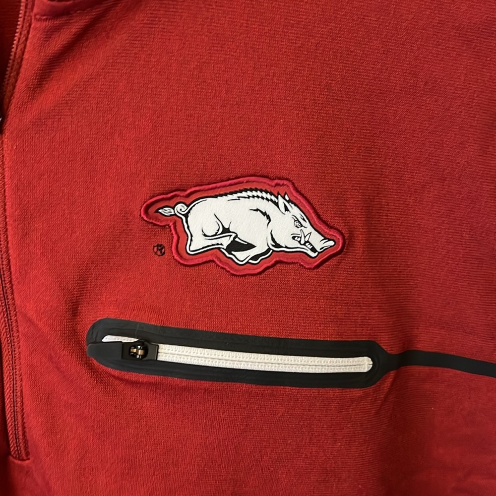 Arkansas Razorbacks Dry Fit Pull Over - Picture 2 of 5